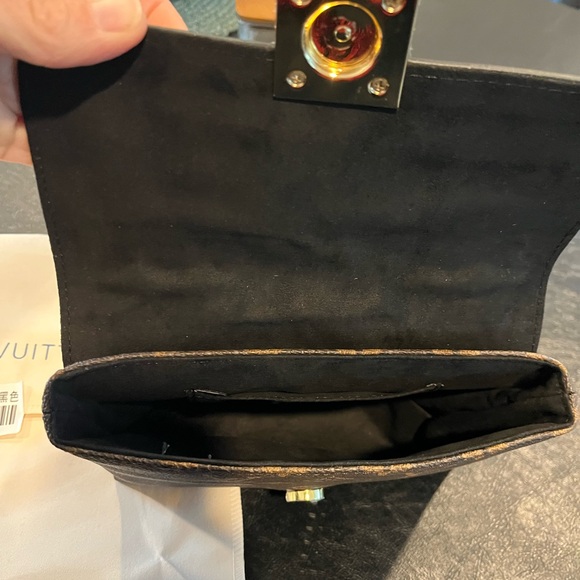 louis vuitton Luxury Designer Black and Brown Handbag - Picture 5 of 5